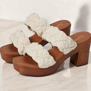 Seychelles Cream and Brown Sandals